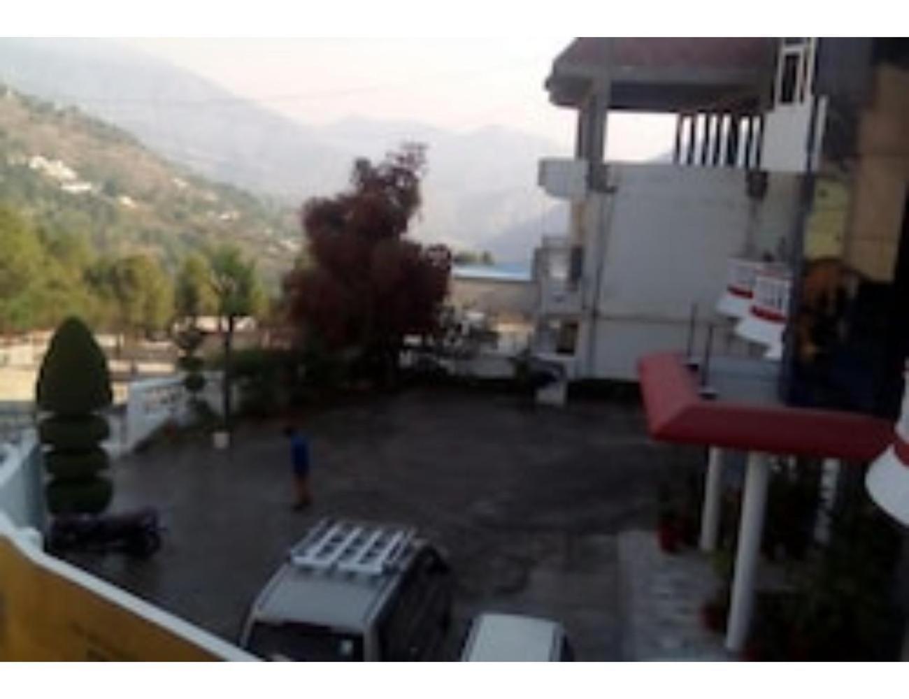 Grand Sirmaur, Chamba Homestay *